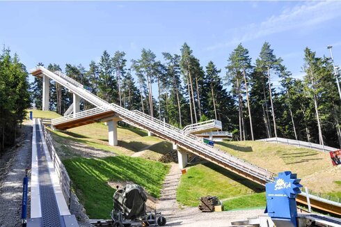 Tappeto magico e salto con gli sci - Höhnhart (AUT)