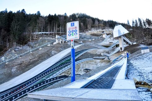 Tappeto magico e salto con gli sci - Tschagguns (AUT)