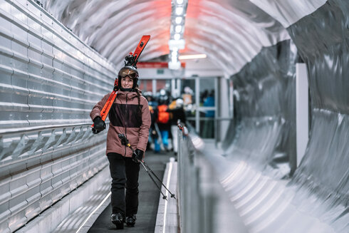 A conveyor belt for the metro