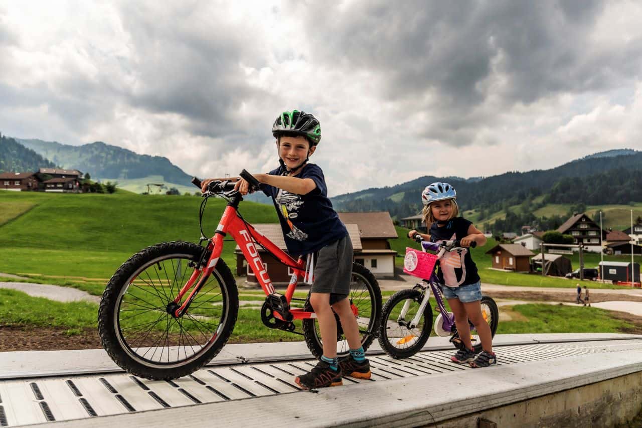 Sunkid : Moving Carpet et Sunny Stuff au Kabi Bike Park